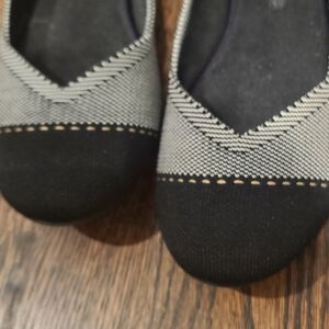 Rothy's Black and Gray Flats - Barely Worn